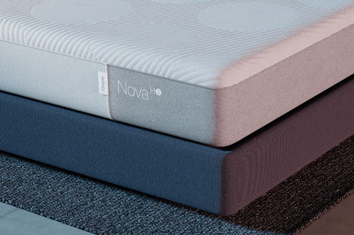 Stacked cooling mattresses