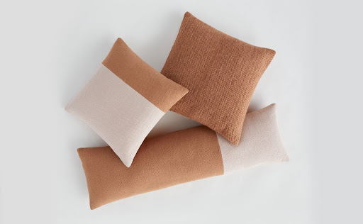 Standard throw pillow form hot sale sizes