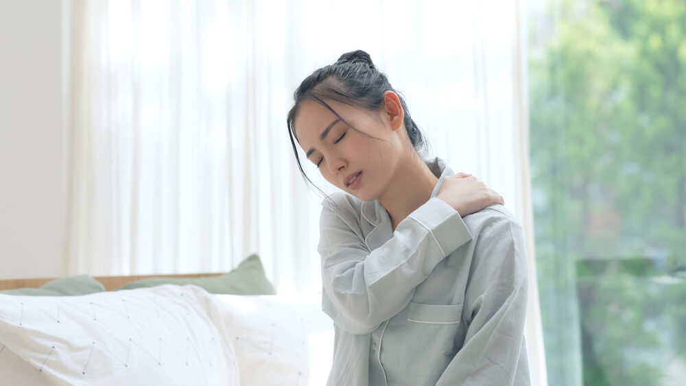 Solutions to Shoulder Pain From Sleeping on Side
